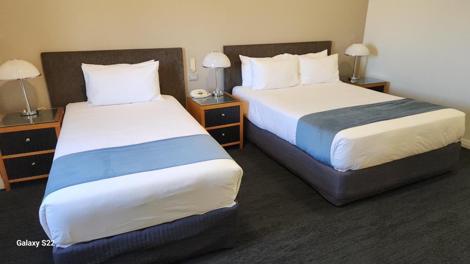 The Grand Motel Griffith Luaran gambar