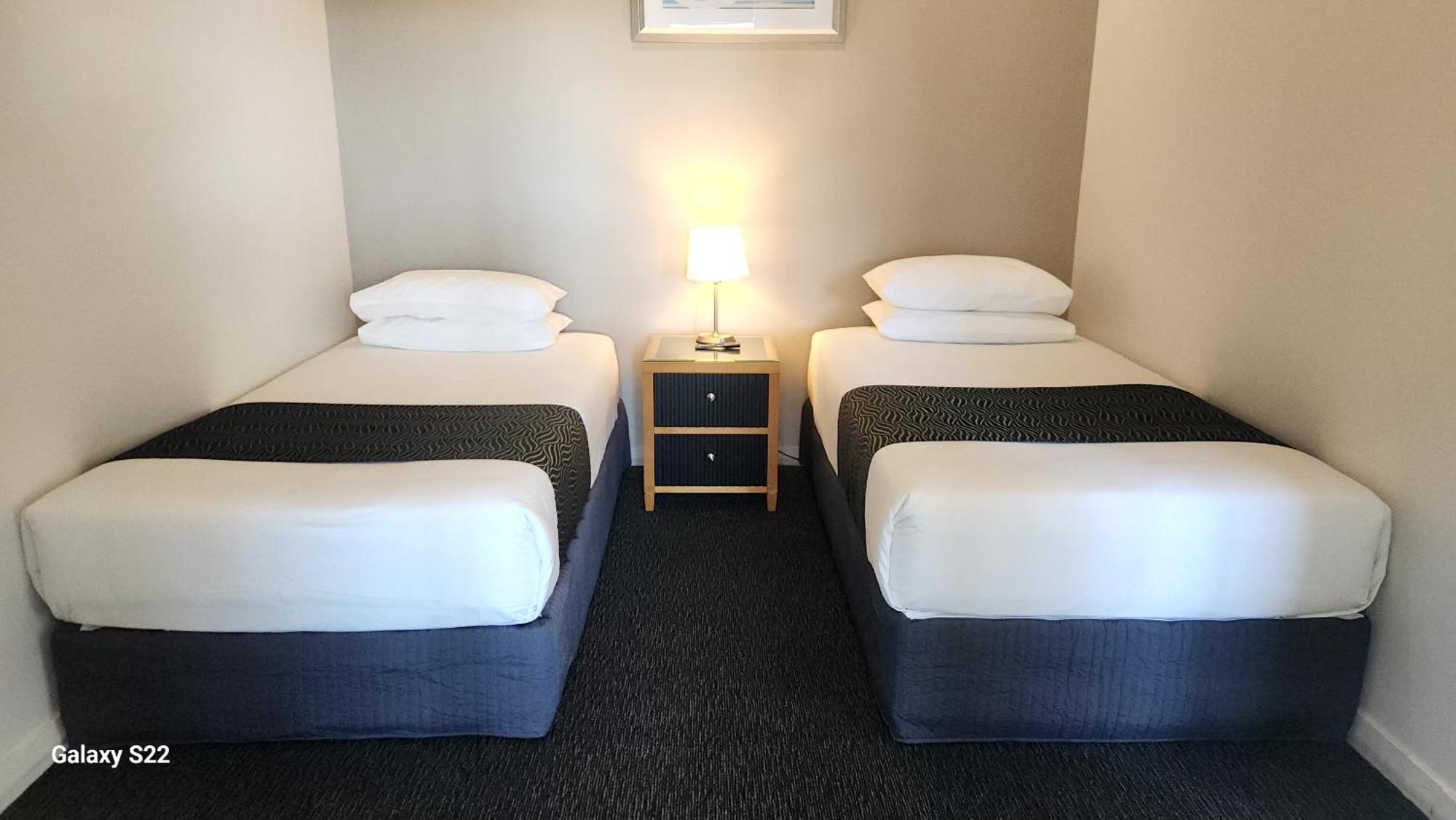 The Grand Motel Griffith Luaran gambar