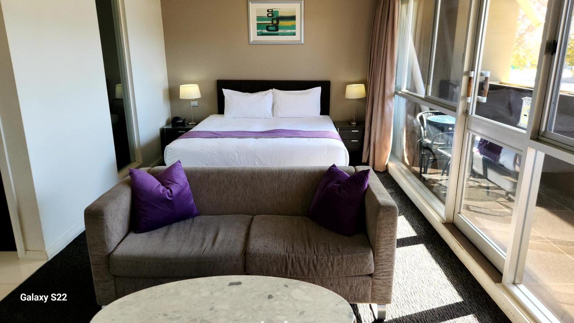 The Grand Motel Griffith Luaran gambar