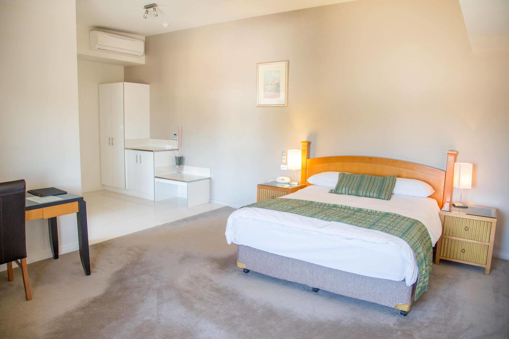 The Grand Motel Griffith Luaran gambar